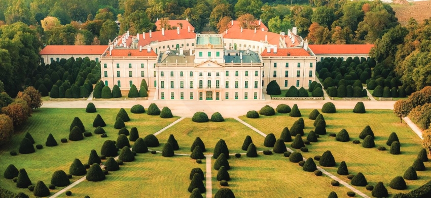 Október 1-től változik a fertődi Esterházy-kastély nyitvatartása